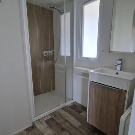 089 Mobil-home Gamme Luxe A Mer Et Soleil 5 Etoiles *